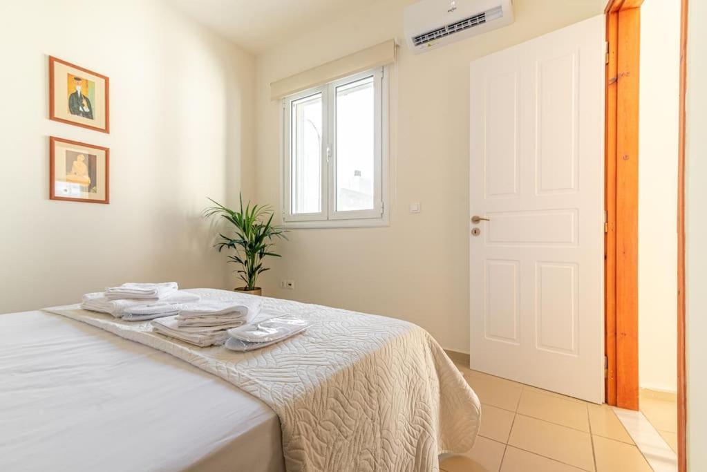 Cozy Apartment In The Heart Of City Center Iraklio Exterior foto