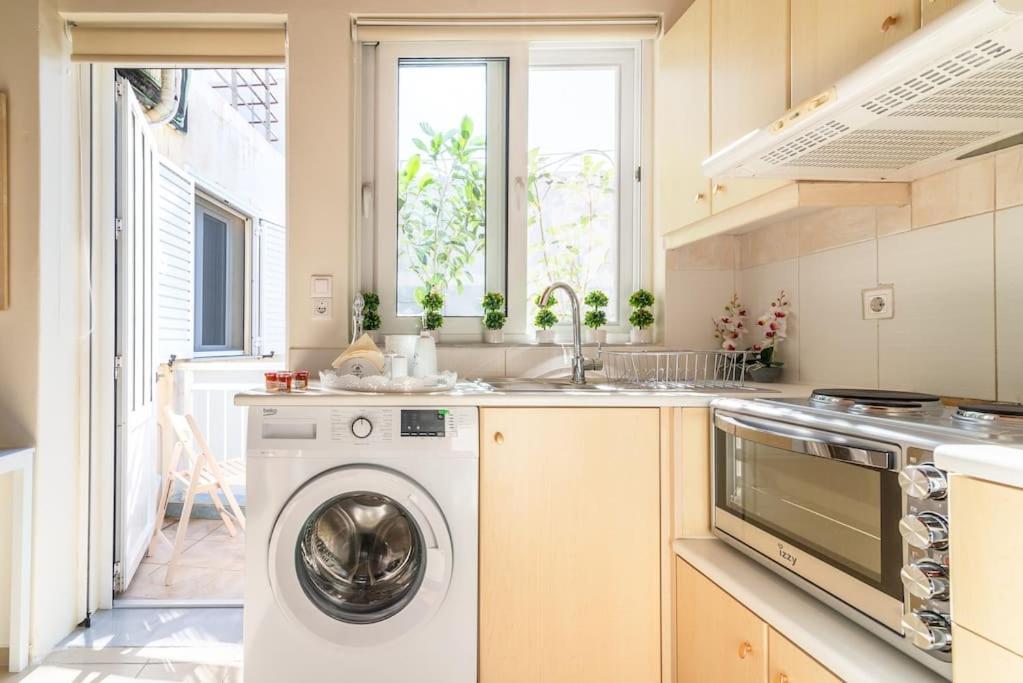 Cozy Apartment In The Heart Of City Center Iraklio Exterior foto