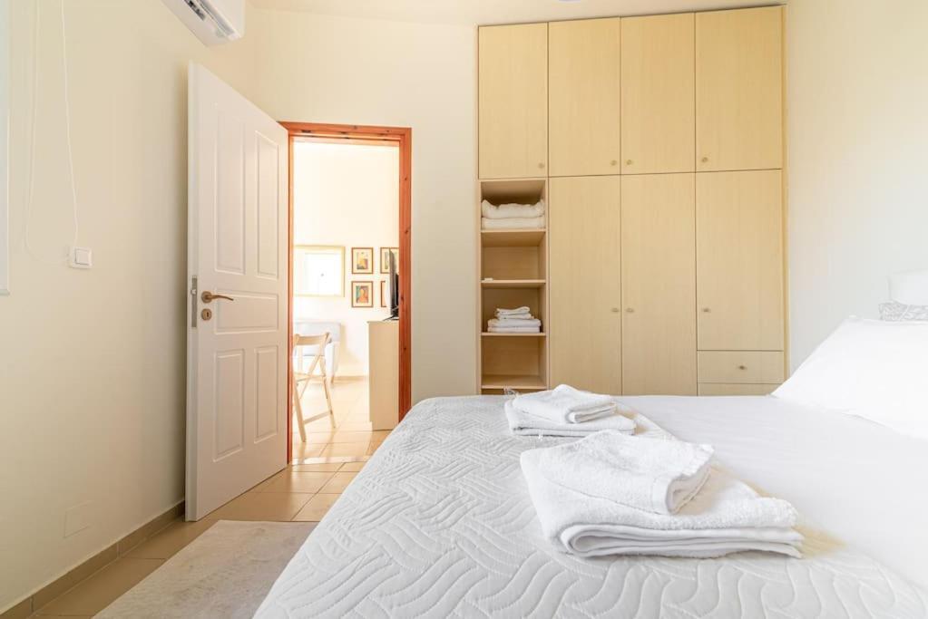 Cozy Apartment In The Heart Of City Center Iraklio Exterior foto